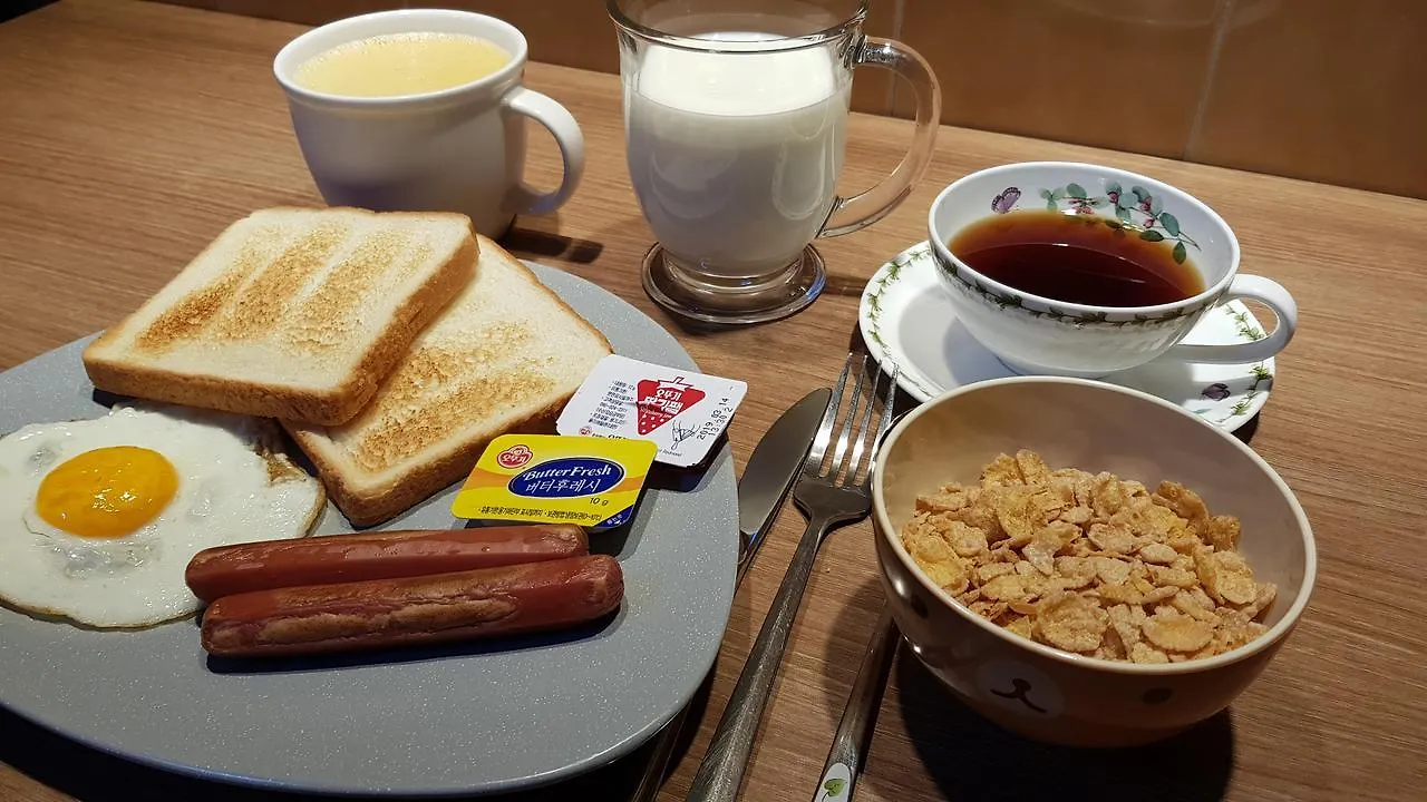 Mr. Comma Guesthouse Seoul South Korea